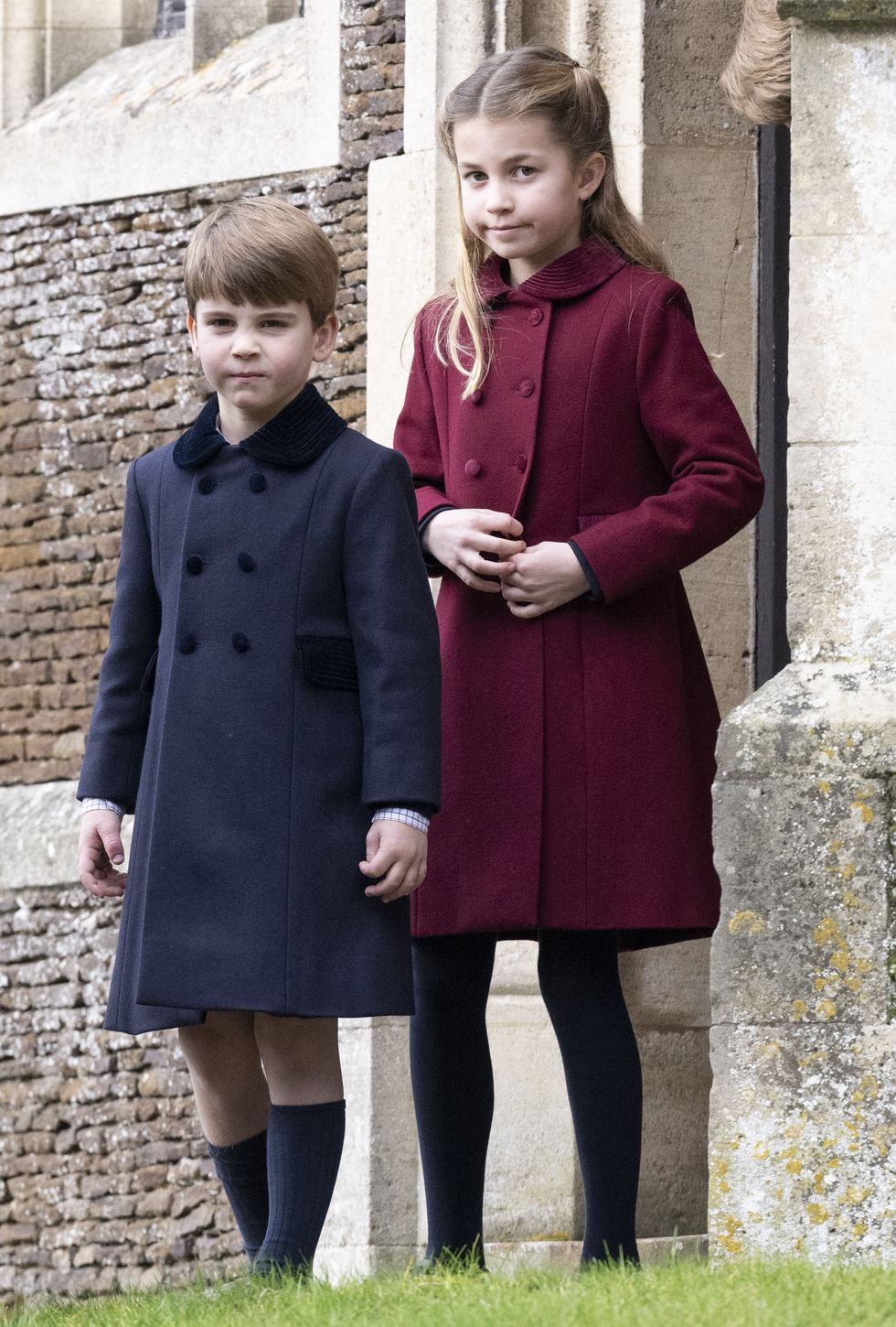 prince-george,-prince-louis,-and-princess-charlotte-join-the-royal-family-in-christmas-walk-to-church