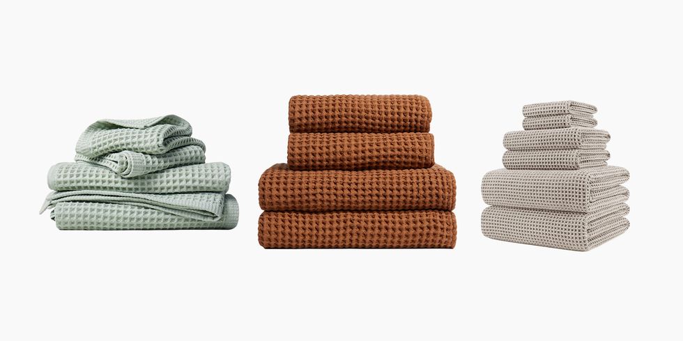 the-7-best-(and-most-stylish)-waffle-towels-to-stock-your-linens-closet