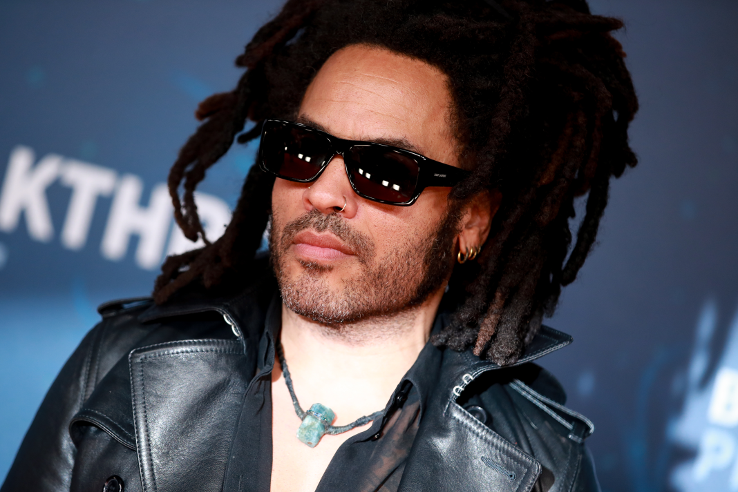 lenny-kravitz’s-secret-to-looking-younger-is-sand