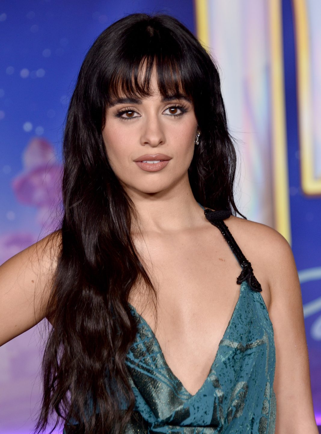 one-set-of-“bitchy-hot-girl-alien-french-nails”-like-camila-cabello’s,-please-—-see-photos