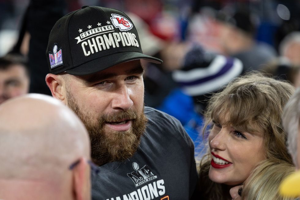 why-travis-kelce-won’t-be-joining-taylor-swift-at-the-2024-grammys
